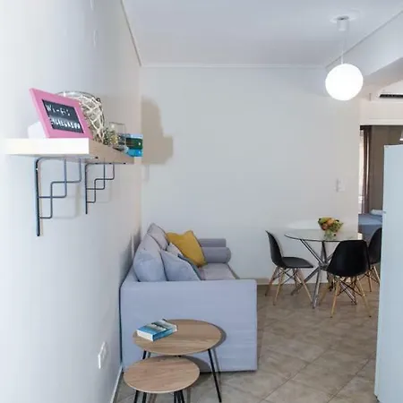 Daire A Beautifull 2nd Floor Close To The Port *