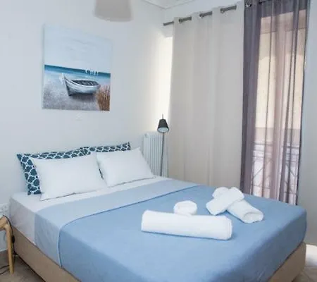 A Beautifull 2nd Floor Close To The Port * Kalamata